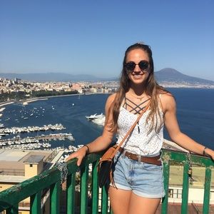 Meet your Posher, Haley